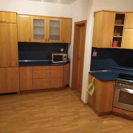 Kate & Jenny - Two-Level Apartment In The Old Town Bratislava Buitenkant foto