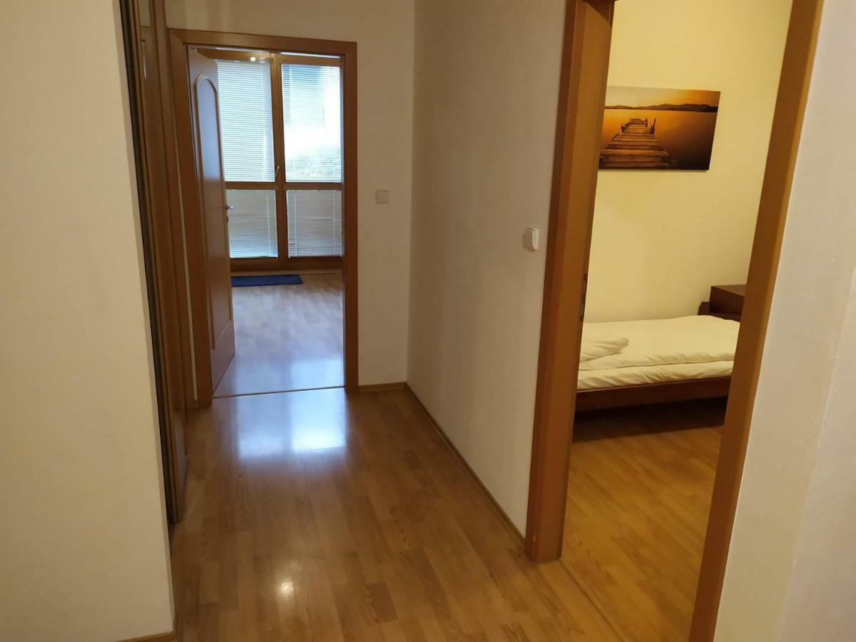 Kate & Jenny - Two-Level Apartment In The Old Town Bratislava Buitenkant foto